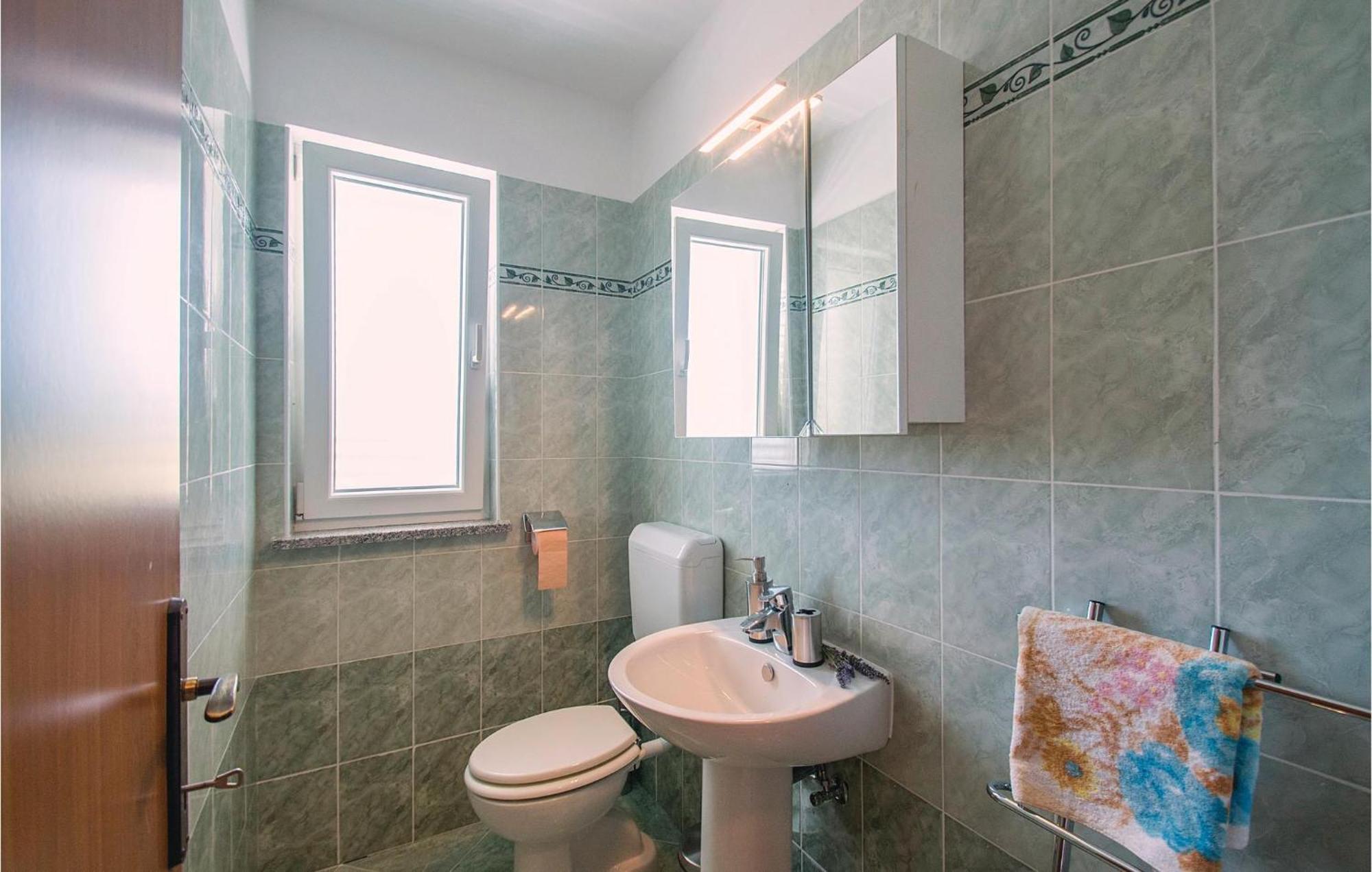 Amazing Apartment In Labin With House Sea View Ngoại thất bức ảnh
